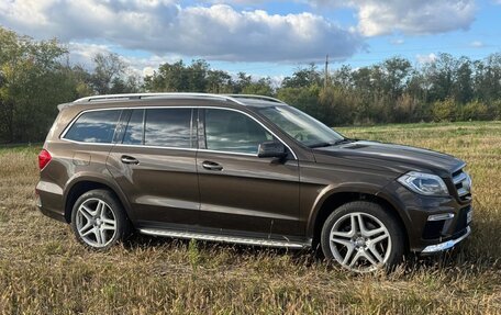 Mercedes-Benz GL-Класс, 2014 год, 2 500 000 рублей, 2 фотография
