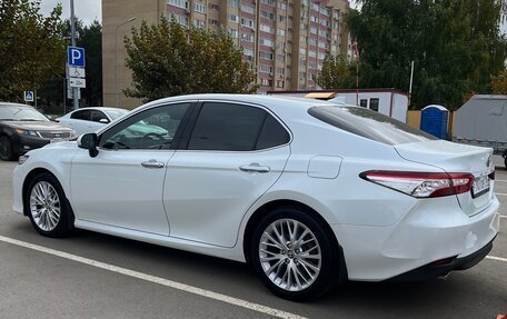 Toyota Camry, 2021 год, 3 000 000 рублей, 5 фотография