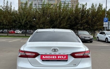 Toyota Camry, 2021 год, 3 000 000 рублей, 6 фотография