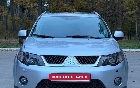 Mitsubishi Outlander III рестайлинг 3, 2008 год, 1 050 000 рублей, 3 фотография