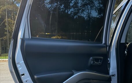 Mitsubishi Outlander III рестайлинг 3, 2008 год, 1 050 000 рублей, 15 фотография