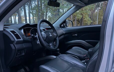 Mitsubishi Outlander III рестайлинг 3, 2008 год, 1 050 000 рублей, 22 фотография