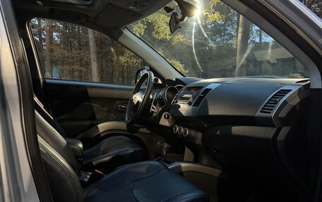 Mitsubishi Outlander III рестайлинг 3, 2008 год, 1 050 000 рублей, 27 фотография