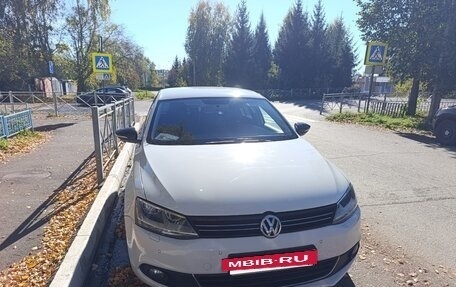 Volkswagen Jetta VI, 2013 год, 970 000 рублей, 5 фотография