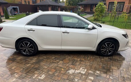Toyota Camry, 2017 год, 2 100 000 рублей, 5 фотография
