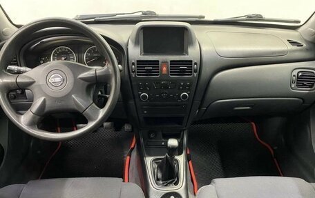 Nissan Almera, 2005 год, 350 000 рублей, 2 фотография