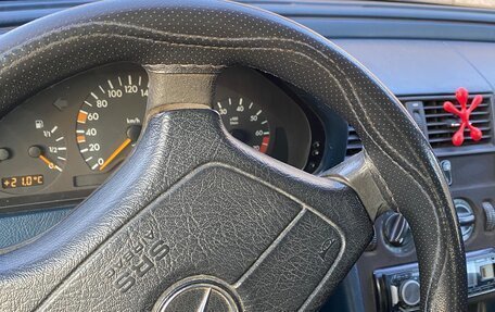Mercedes-Benz C-Класс, 1996 год, 180 000 рублей, 5 фотография