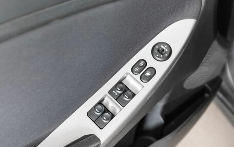 Hyundai Solaris II рестайлинг, 2016 год, 1 100 000 рублей, 8 фотография
