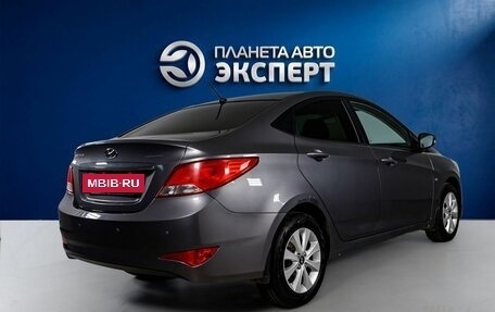 Hyundai Solaris II рестайлинг, 2016 год, 1 100 000 рублей, 4 фотография