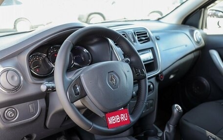 Renault Sandero II рестайлинг, 2017 год, 969 000 рублей, 8 фотография