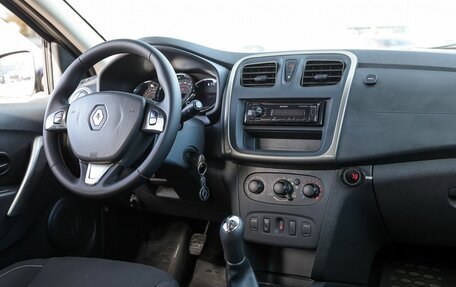 Renault Sandero II рестайлинг, 2017 год, 969 000 рублей, 13 фотография
