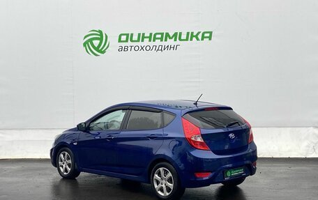Hyundai Solaris II рестайлинг, 2012 год, 750 000 рублей, 7 фотография