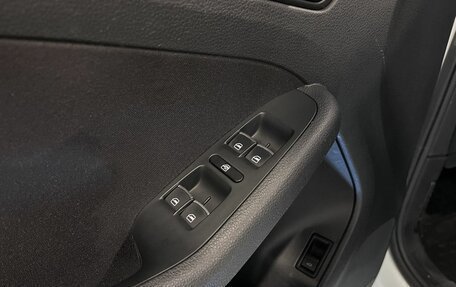 Volkswagen Jetta VI, 2018 год, 1 470 000 рублей, 22 фотография
