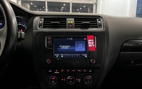 Volkswagen Jetta VI, 2018 год, 1 470 000 рублей, 13 фотография