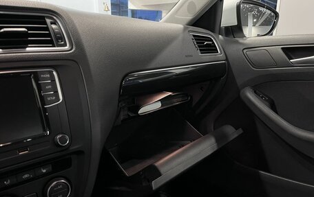 Volkswagen Jetta VI, 2018 год, 1 470 000 рублей, 30 фотография