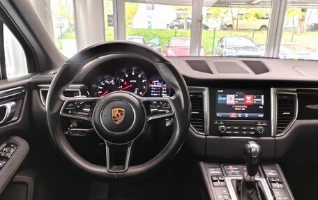 Porsche Macan I рестайлинг, 2016 год, 3 300 000 рублей, 14 фотография