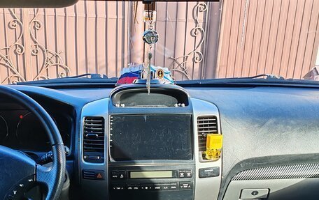 Toyota Land Cruiser Prado 120 рестайлинг, 2004 год, 2 150 000 рублей, 5 фотография