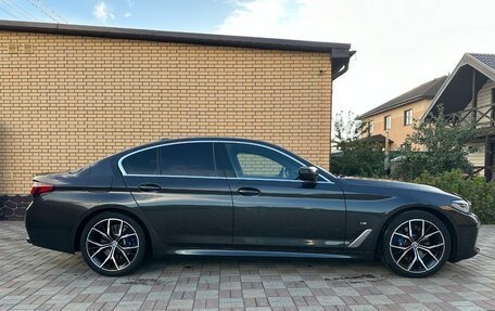 BMW 5 серия, 2022 год, 5 700 000 рублей, 3 фотография