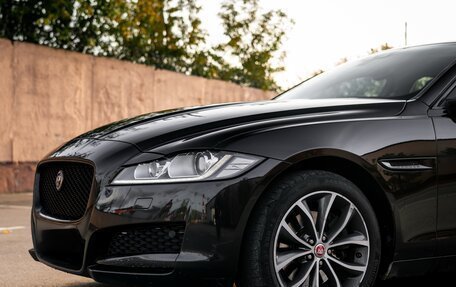 Jaguar XF II, 2016 год, 1 990 000 рублей, 4 фотография