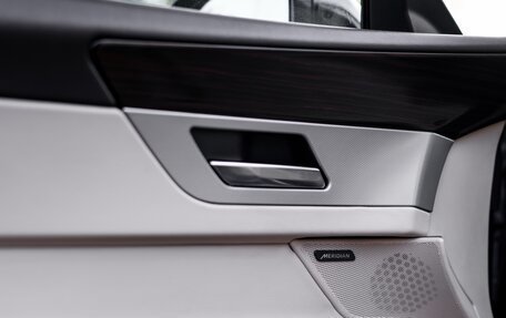 Jaguar XF II, 2016 год, 1 990 000 рублей, 13 фотография