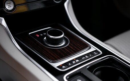 Jaguar XF II, 2016 год, 1 990 000 рублей, 15 фотография
