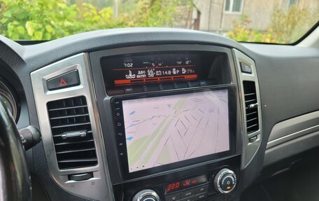 Mitsubishi Pajero IV, 2015 год, 2 650 000 рублей, 6 фотография