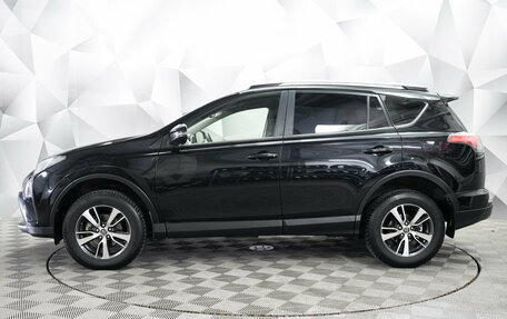 Toyota RAV4, 2017 год, 2 443 000 рублей, 2 фотография