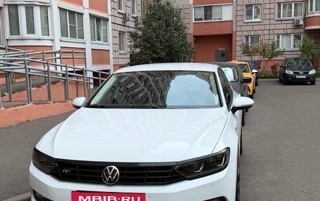 Volkswagen Passat B8 рестайлинг, 2018 год, 2 430 000 рублей, 6 фотография