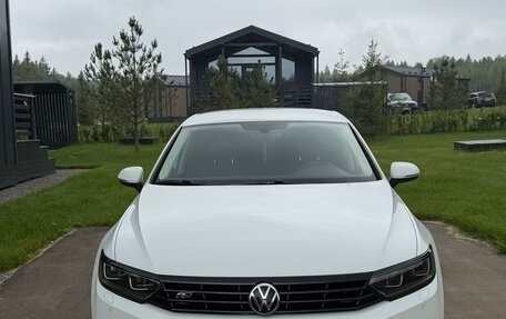 Volkswagen Passat B8 рестайлинг, 2018 год, 2 430 000 рублей, 3 фотография