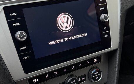 Volkswagen Passat B8 рестайлинг, 2018 год, 2 430 000 рублей, 20 фотография