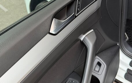 Volkswagen Passat B8 рестайлинг, 2018 год, 2 430 000 рублей, 26 фотография