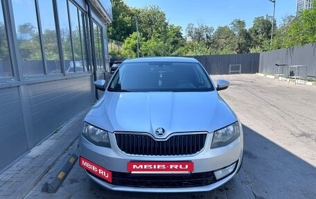 Skoda Octavia, 2014 год, 975 000 рублей, 2 фотография