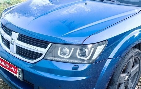 Dodge Journey I, 2008 год, 750 000 рублей, 3 фотография