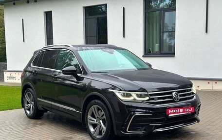 Volkswagen Tiguan II, 2021 год, 3 850 000 рублей, 3 фотография