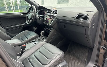 Volkswagen Tiguan II, 2021 год, 3 850 000 рублей, 26 фотография