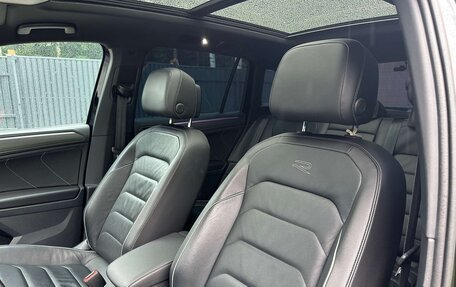 Volkswagen Tiguan II, 2021 год, 3 850 000 рублей, 21 фотография