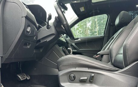 Volkswagen Tiguan II, 2021 год, 3 850 000 рублей, 22 фотография