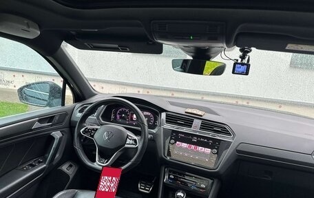 Volkswagen Tiguan II, 2021 год, 3 850 000 рублей, 25 фотография