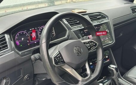 Volkswagen Tiguan II, 2021 год, 3 850 000 рублей, 19 фотография