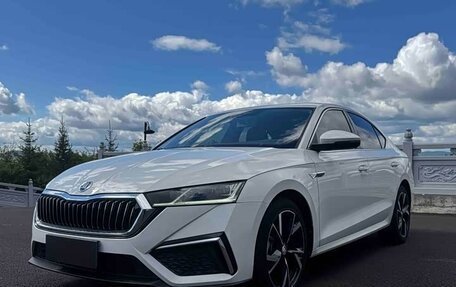 Skoda Octavia IV, 2022 год, 1 750 000 рублей, 1 фотография