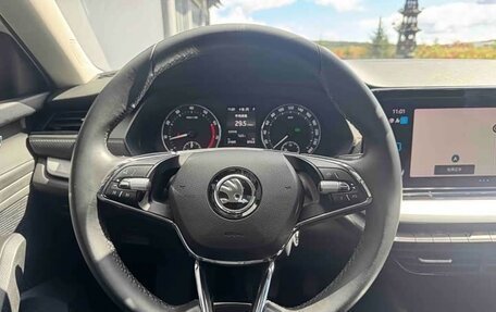 Skoda Octavia IV, 2022 год, 1 750 000 рублей, 9 фотография
