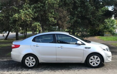 KIA Rio III рестайлинг, 2014 год, 1 090 000 рублей, 1 фотография