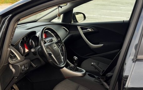 Opel Astra J, 2011 год, 610 000 рублей, 8 фотография