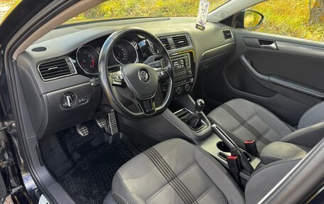 Volkswagen Jetta VI, 2016 год, 1 360 000 рублей, 14 фотография