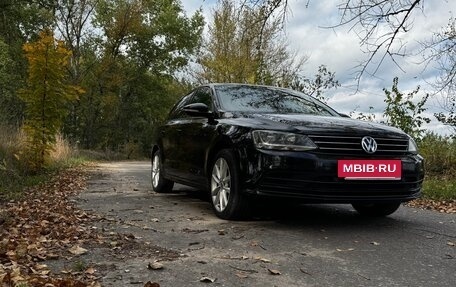 Volkswagen Jetta VI, 2016 год, 1 360 000 рублей, 12 фотография