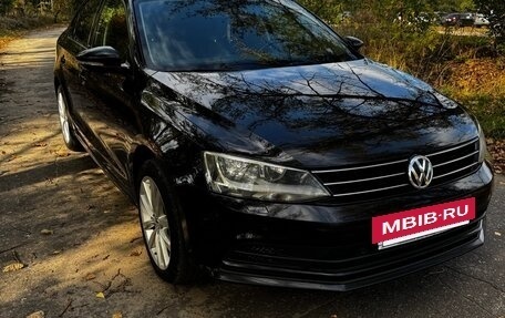 Volkswagen Jetta VI, 2016 год, 1 360 000 рублей, 4 фотография