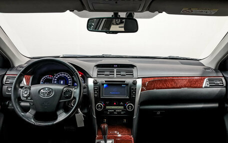 Toyota Camry, 2012 год, 1 575 000 рублей, 14 фотография