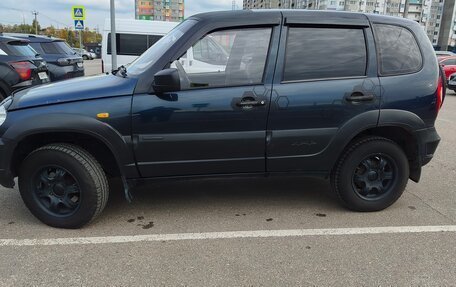 Chevrolet Niva I рестайлинг, 2010 год, 390 000 рублей, 3 фотография