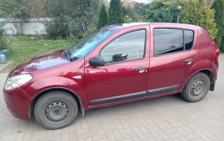 Renault Sandero I, 2010 год, 500 000 рублей, 8 фотография