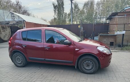 Renault Sandero I, 2010 год, 500 000 рублей, 9 фотография